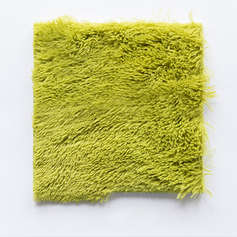 Plush Bedroom Carpet Squares Durable Stain Resistant Floor Tiles