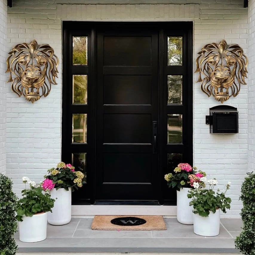 Stylish Lion Head Metal Wall Decor