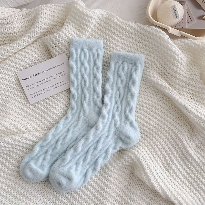 Warm Fuzzy Slippers for Cold Feet - Fesara