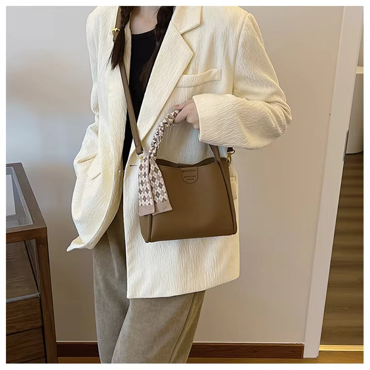 Fashionable Womens Crossbody Bag with Lychee Pattern