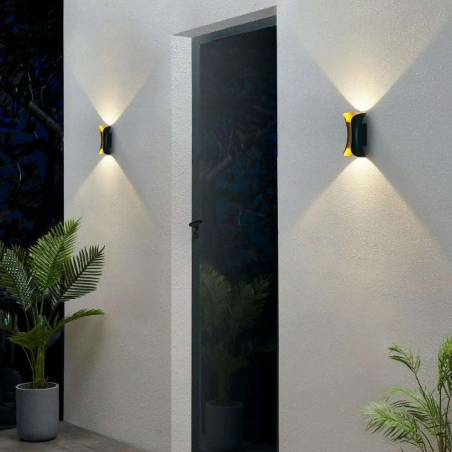 Elegant Modern Wall Lamp
