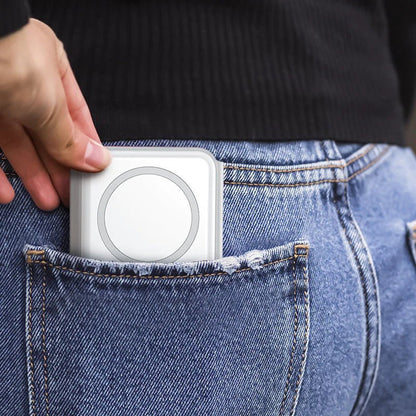 Fast Wireless Charger Slim Design
