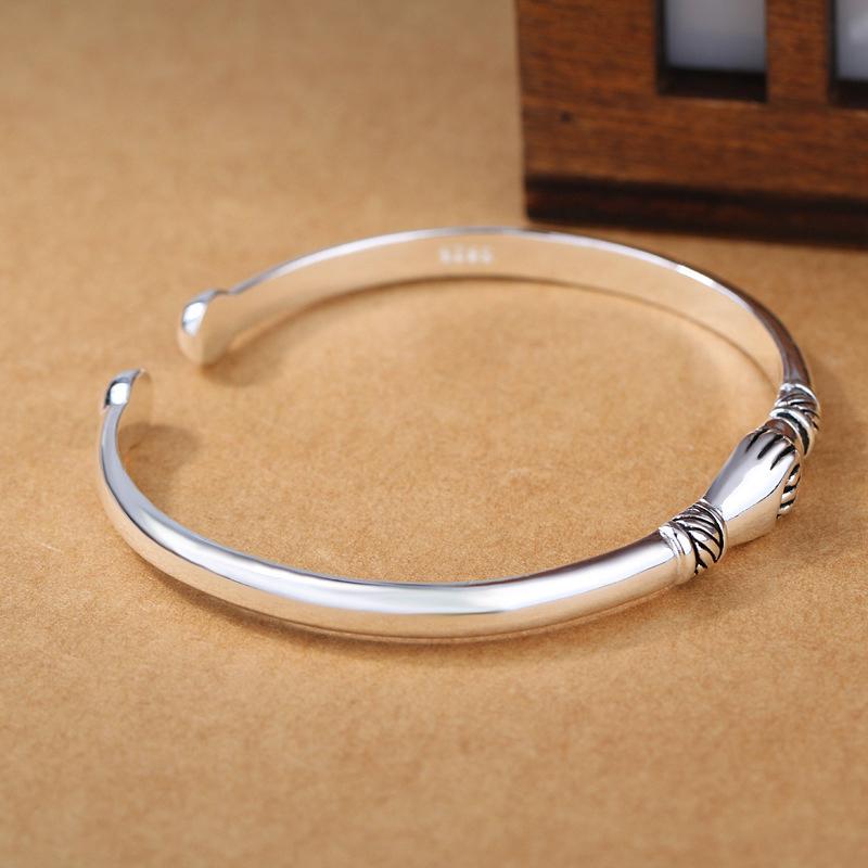 Best Friends Handshake Charm Bracelet