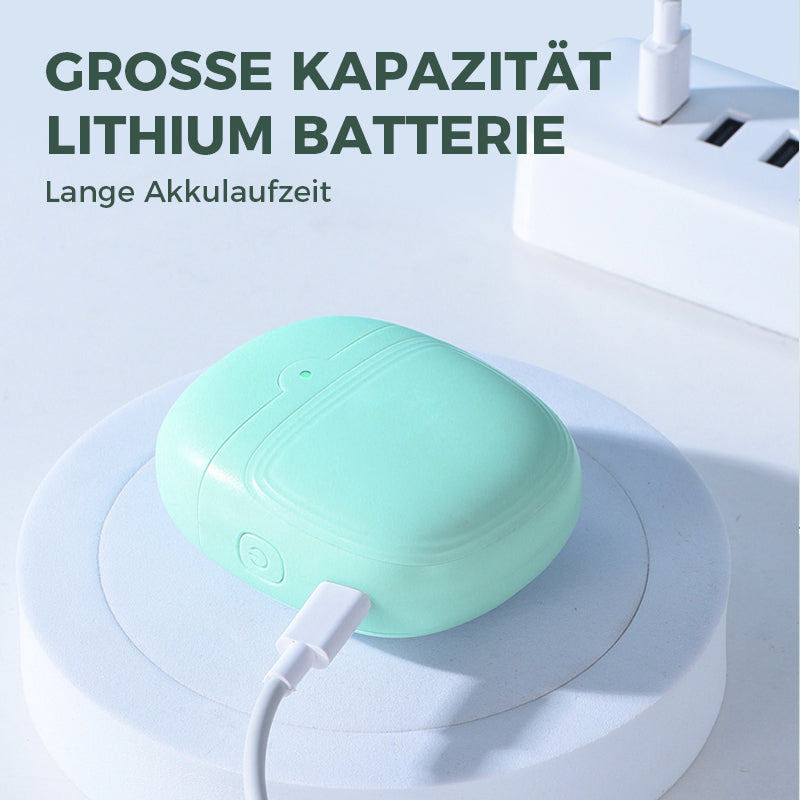 Easy Clip On Nail Cleaner