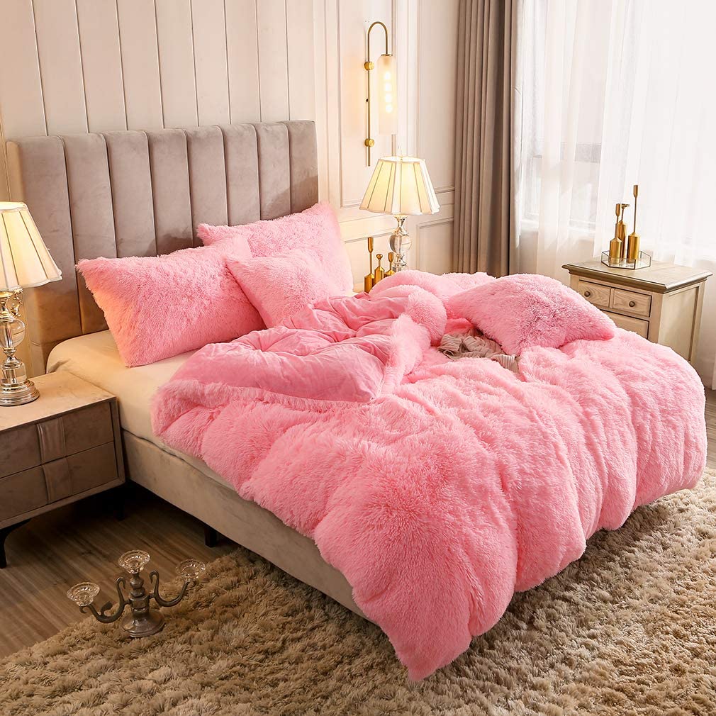 Cozy Fesara Plush Duvet Cover Set with Zipper