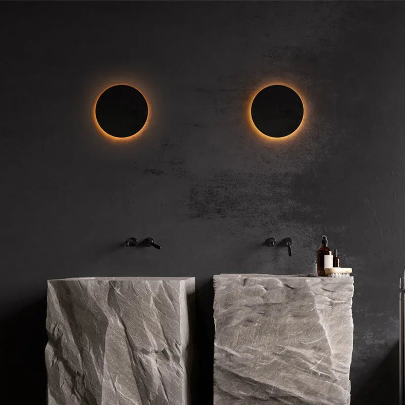Sleek Contemporary Outdoor LED Wall Light Metal
