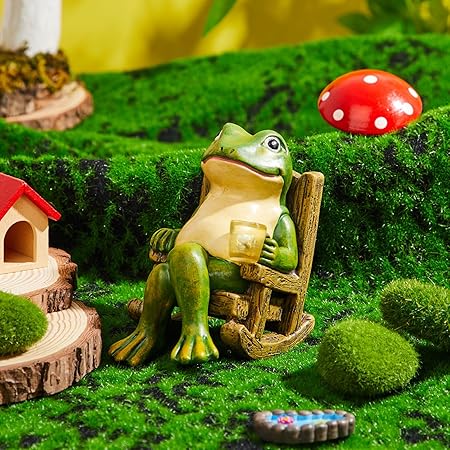 Solar Powered Outdoor Garden Light Statue