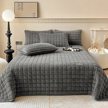 Cozy Plush Throw Blanket with Textured Pattern