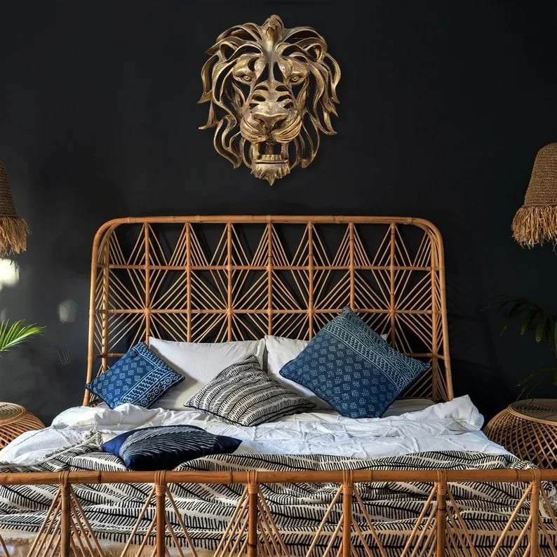 Stylish Lion Head Metal Wall Decor