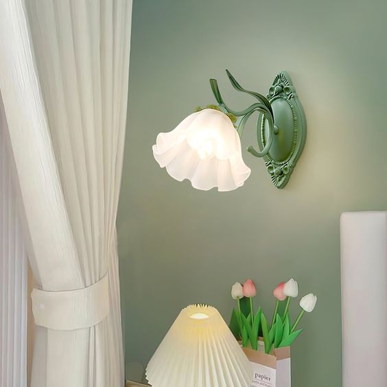 Beautiful Floral Wall Lamp