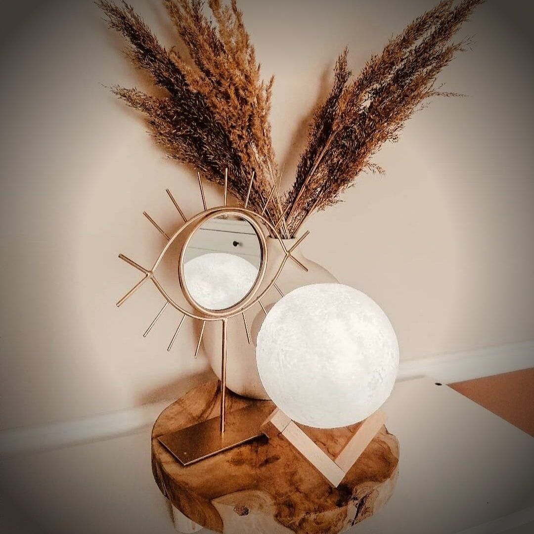 Glowing Moon Night Lamp - Portable - USB Rechargeable