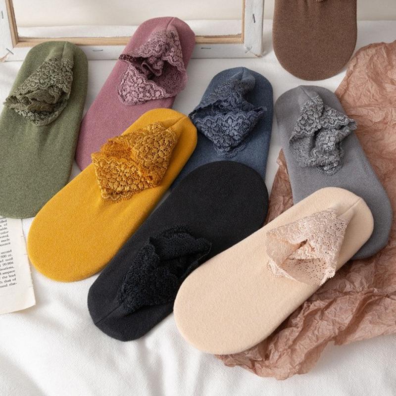 Cozy Lace Winter Socks