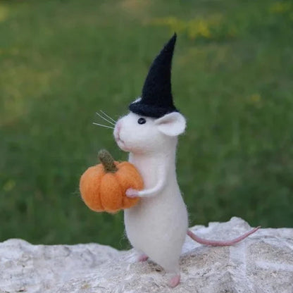 Spooky Felt Halloween Mouse Decoration
