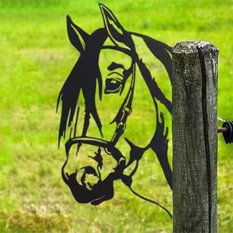 Rustic Country Metal Yard Decor