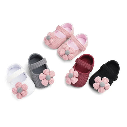 Fashionable Kids Athletic Shoes