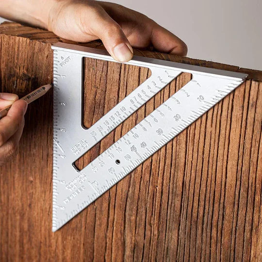 Easy To Use Triangle Ruler Tool