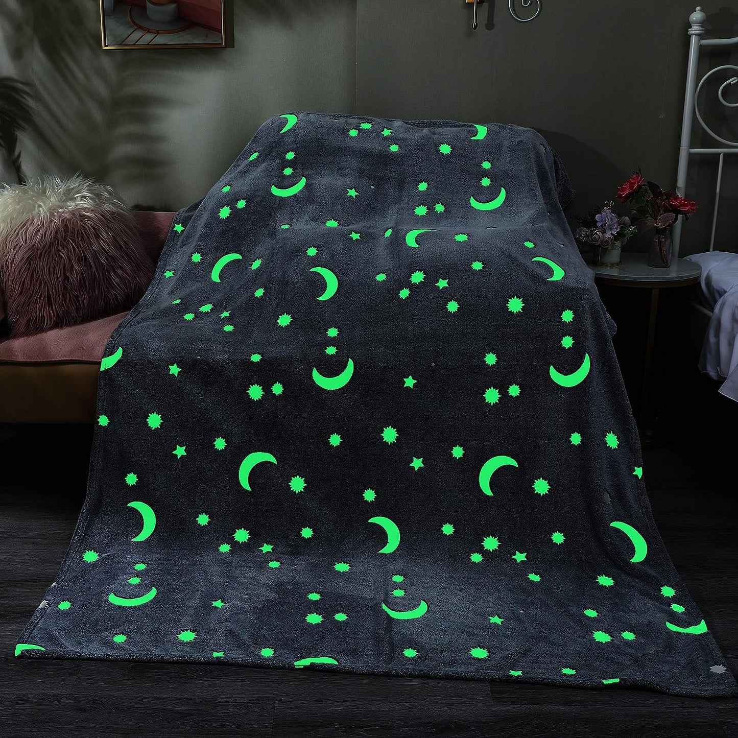 Glowing Night Light Throw Blanket - Fesara