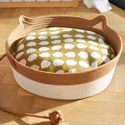 Calming Cat Bed for Relaxation