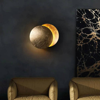 Soft Glow LED Wall Lamp with Warm White Lighting