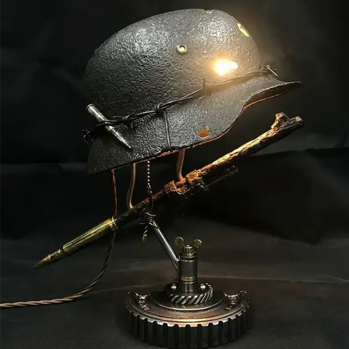 Classic Metal Helmet Desk Lamp - Fesara
