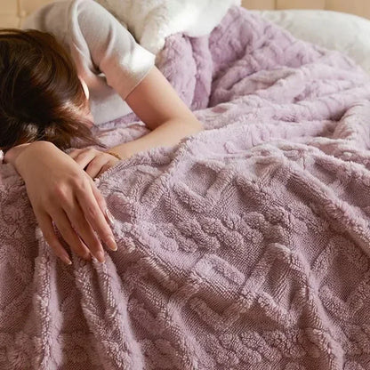 Cozy Plush Wool Blanket for Winter Warmth