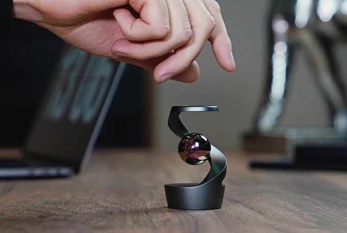 Magical Spinning Top Toy - Fesara
