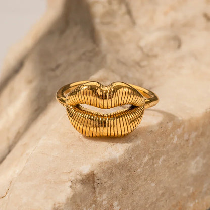Elegant Passionate Love Ring