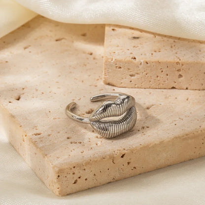 Elegant Passionate Love Ring