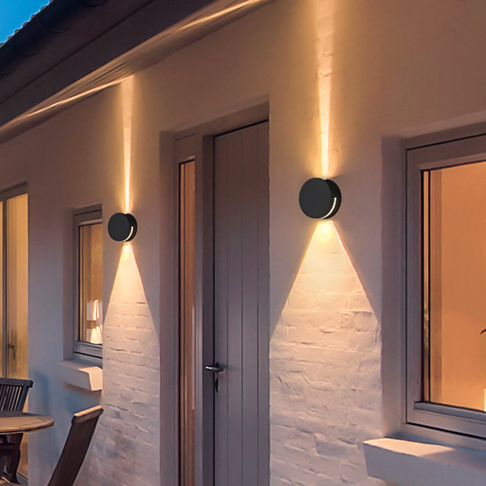 Stylish Circular Glass Outdoor Wall Light - Fesara