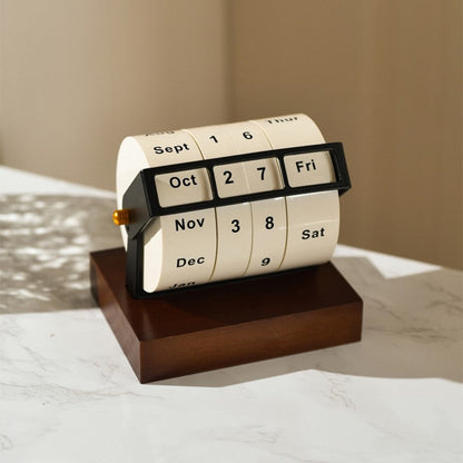 Unique Spinning Desk Calendar