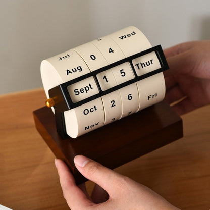 Unique Spinning Desk Calendar