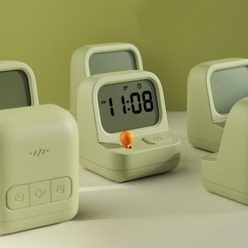 Retro Style Gaming Console With Alarm Clock - Fesara