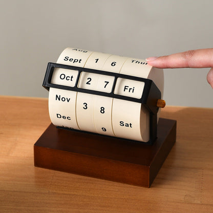 Unique Spinning Desk Calendar