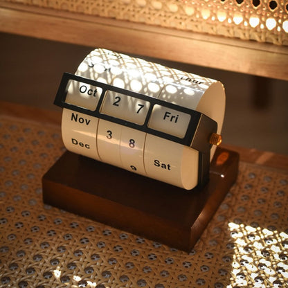 Unique Spinning Desk Calendar - Fesara