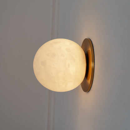 White Round LED Wall Light Fixture