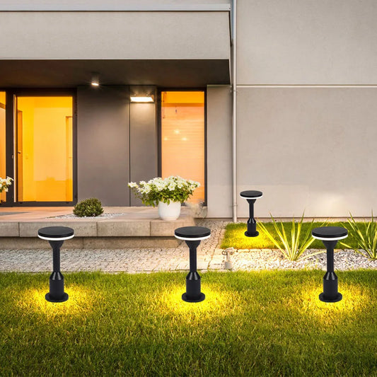 Bright Solar Powered Outdoor Lamp - Durable Yard Light - Fesara