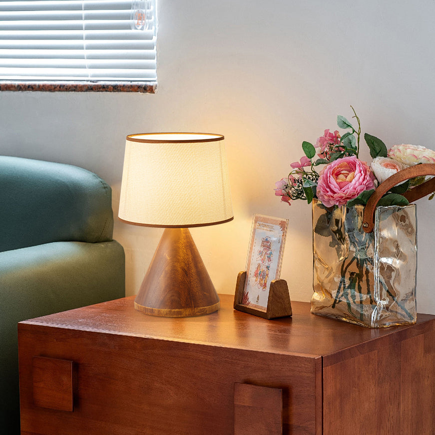 Classic Table Lamp with Sleek Base and Cozy Light