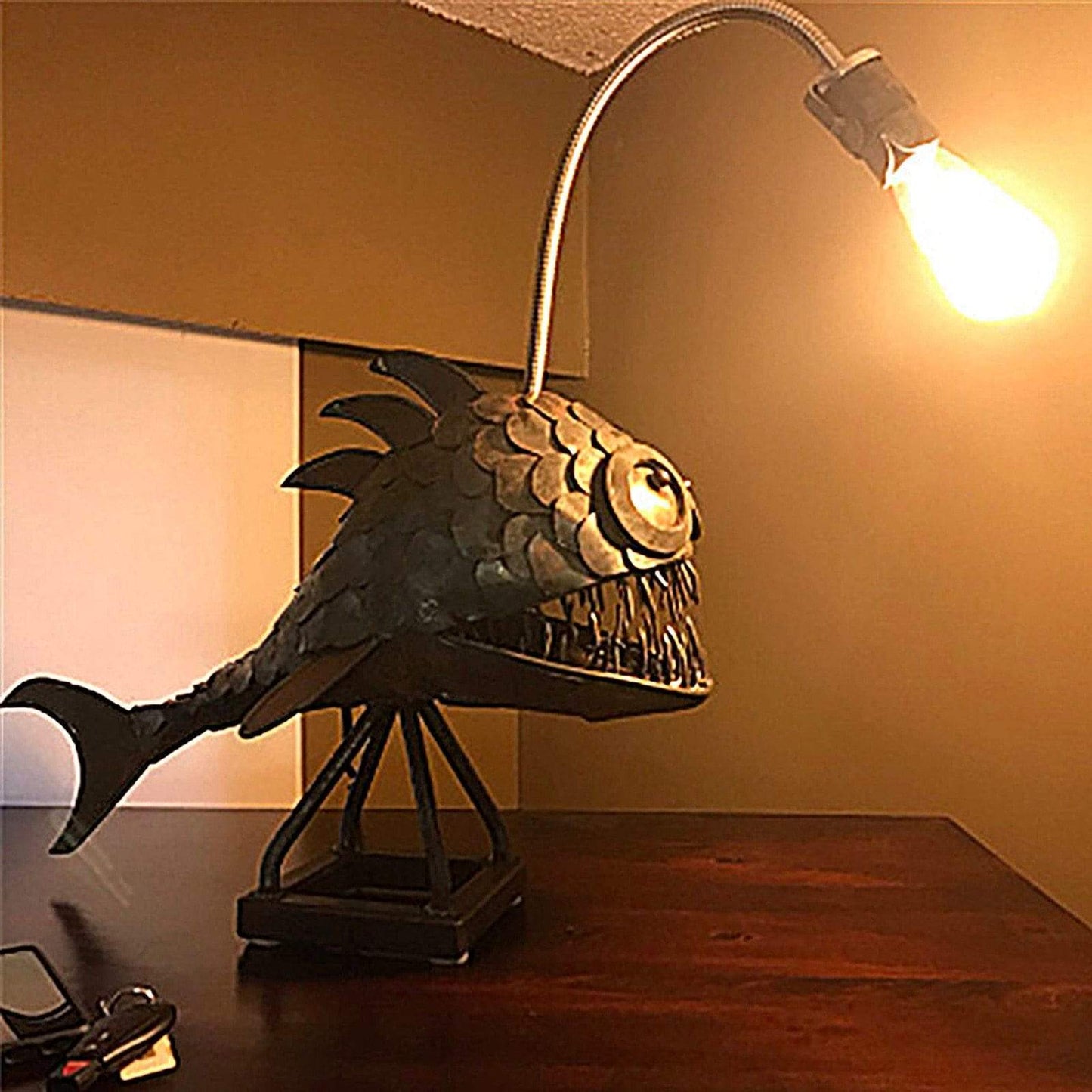 Oceanic Fish Table Lamp