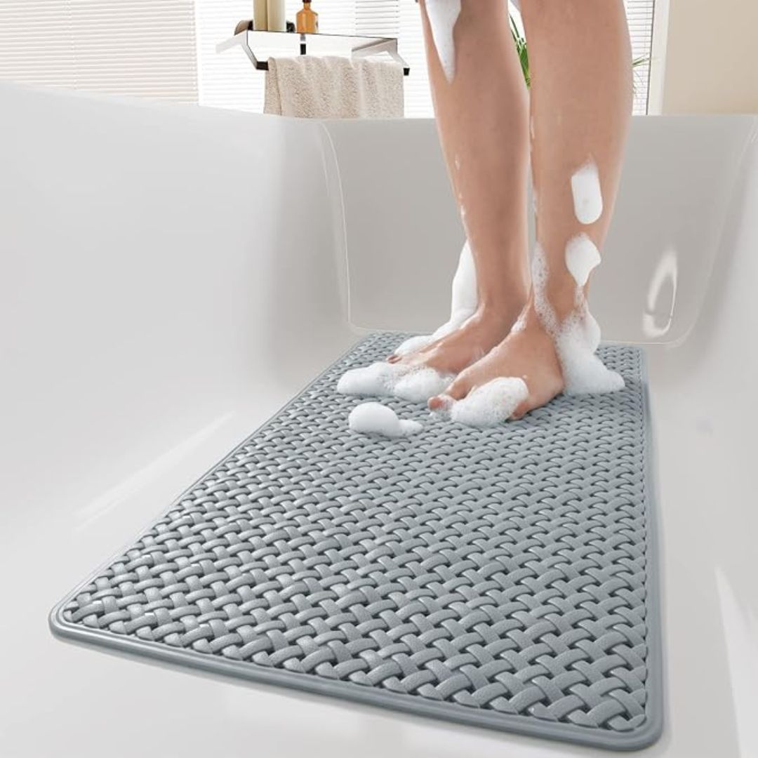 Non-Slip Bathroom Mat With Strong Grip - Fesara