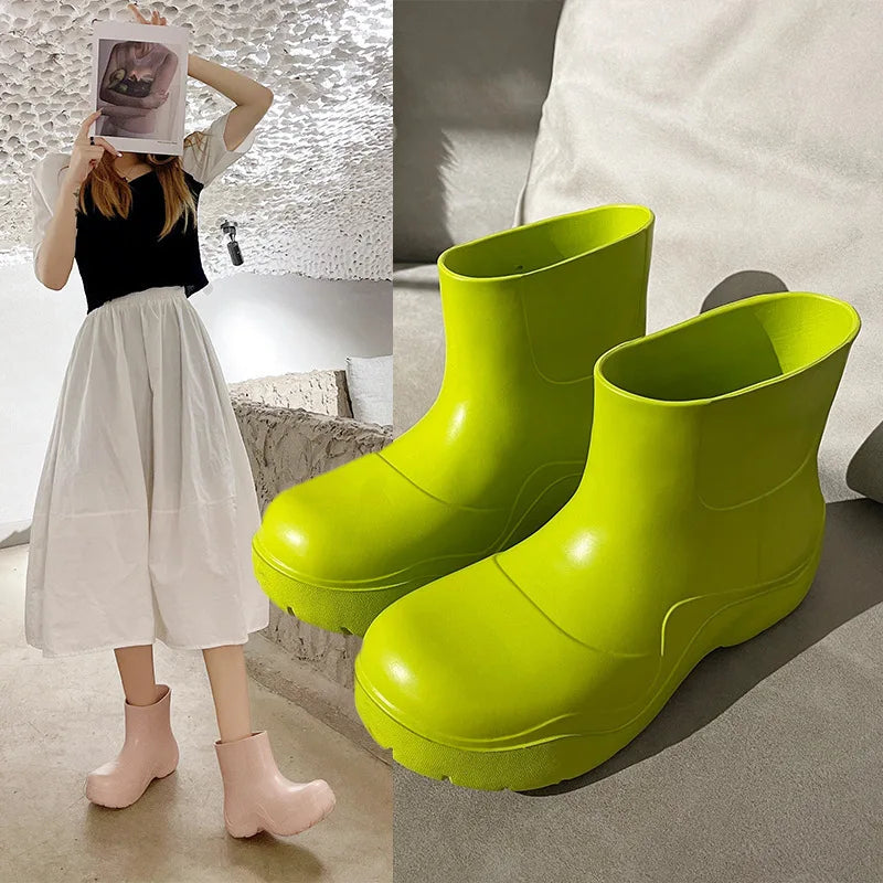 AquaStride | Stylish Waterproof Anti-Slip Women's Rain Boots 1