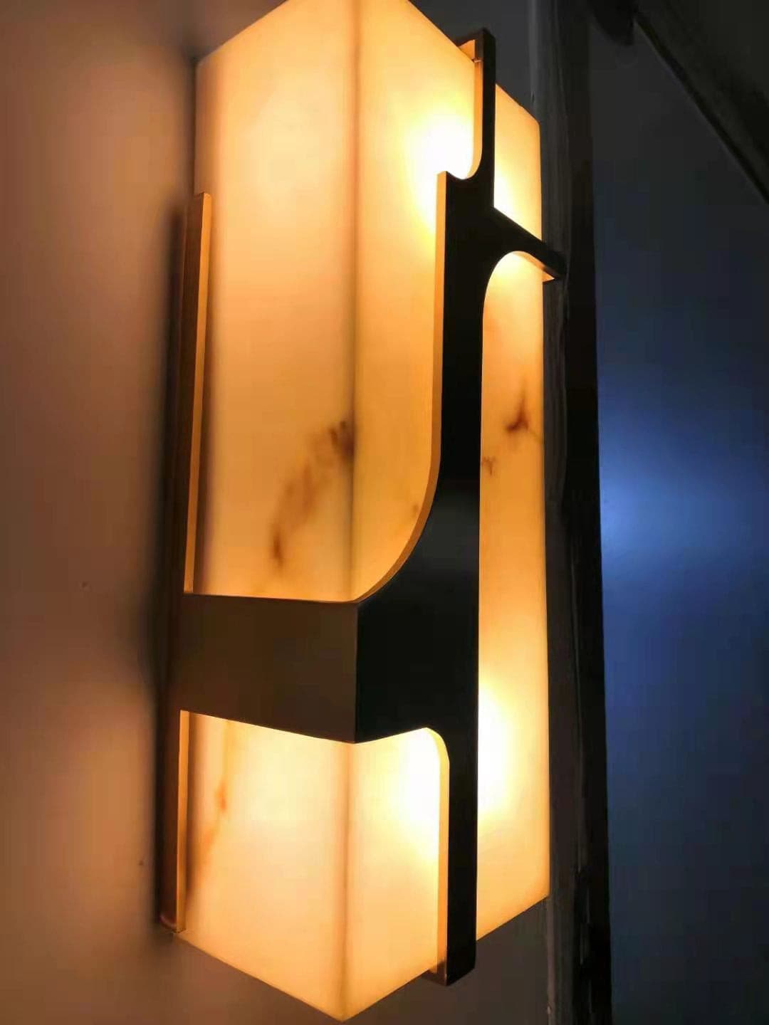 Elegant Marble Luxury Wall Light