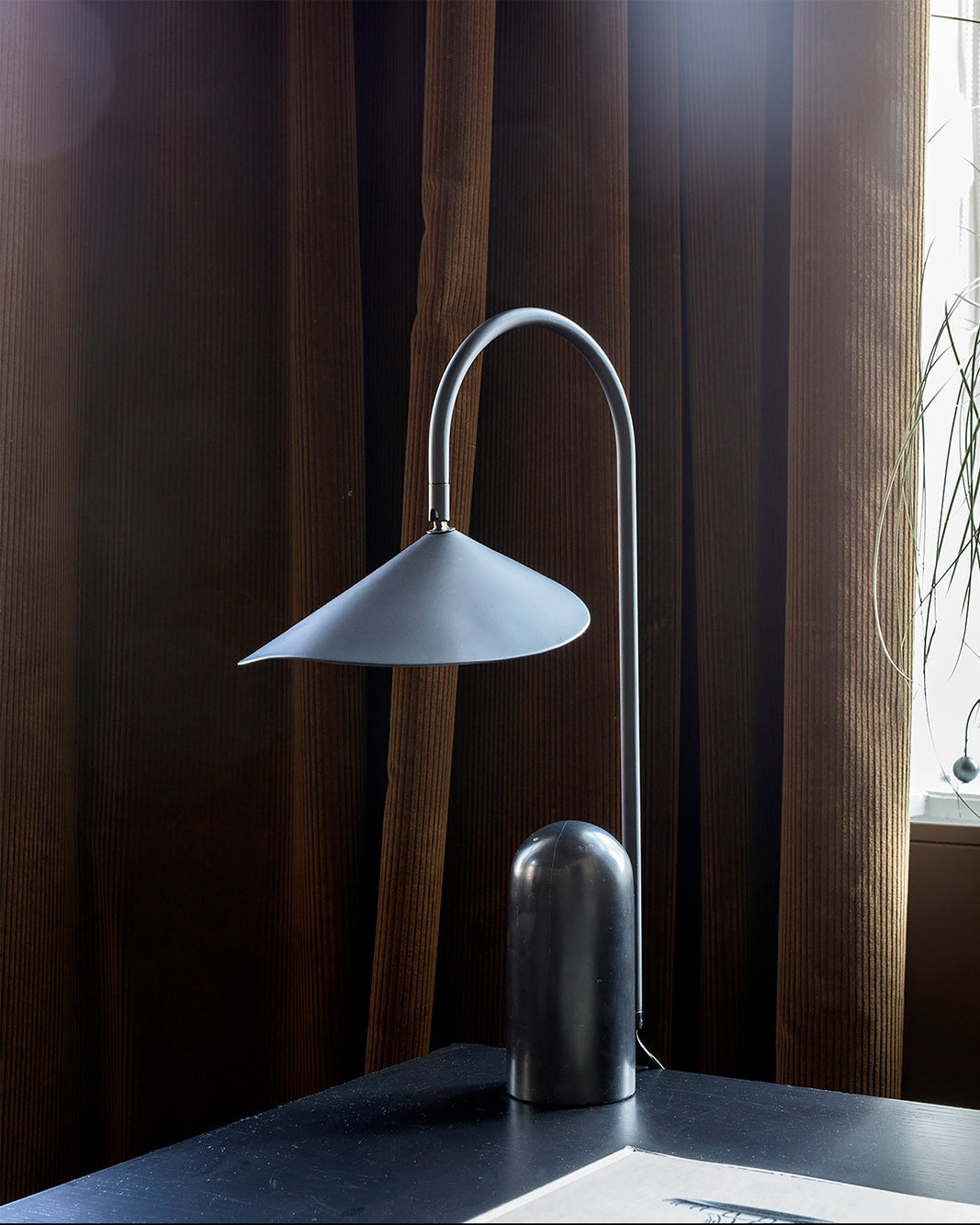 Modern Dimmable Desk Lamp