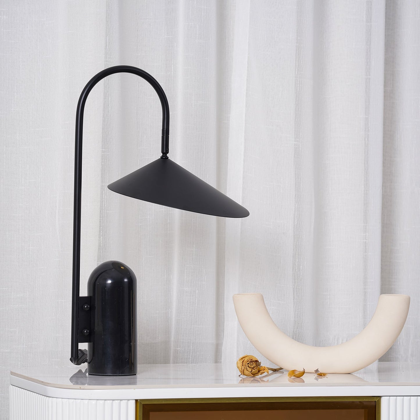Modern Dimmable Desk Lamp