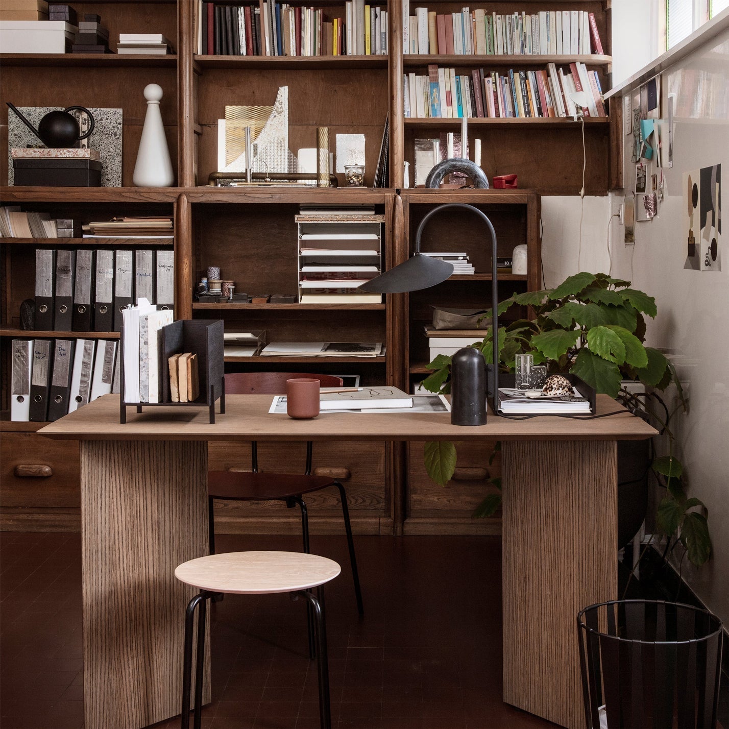 Modern Dimmable Desk Lamp