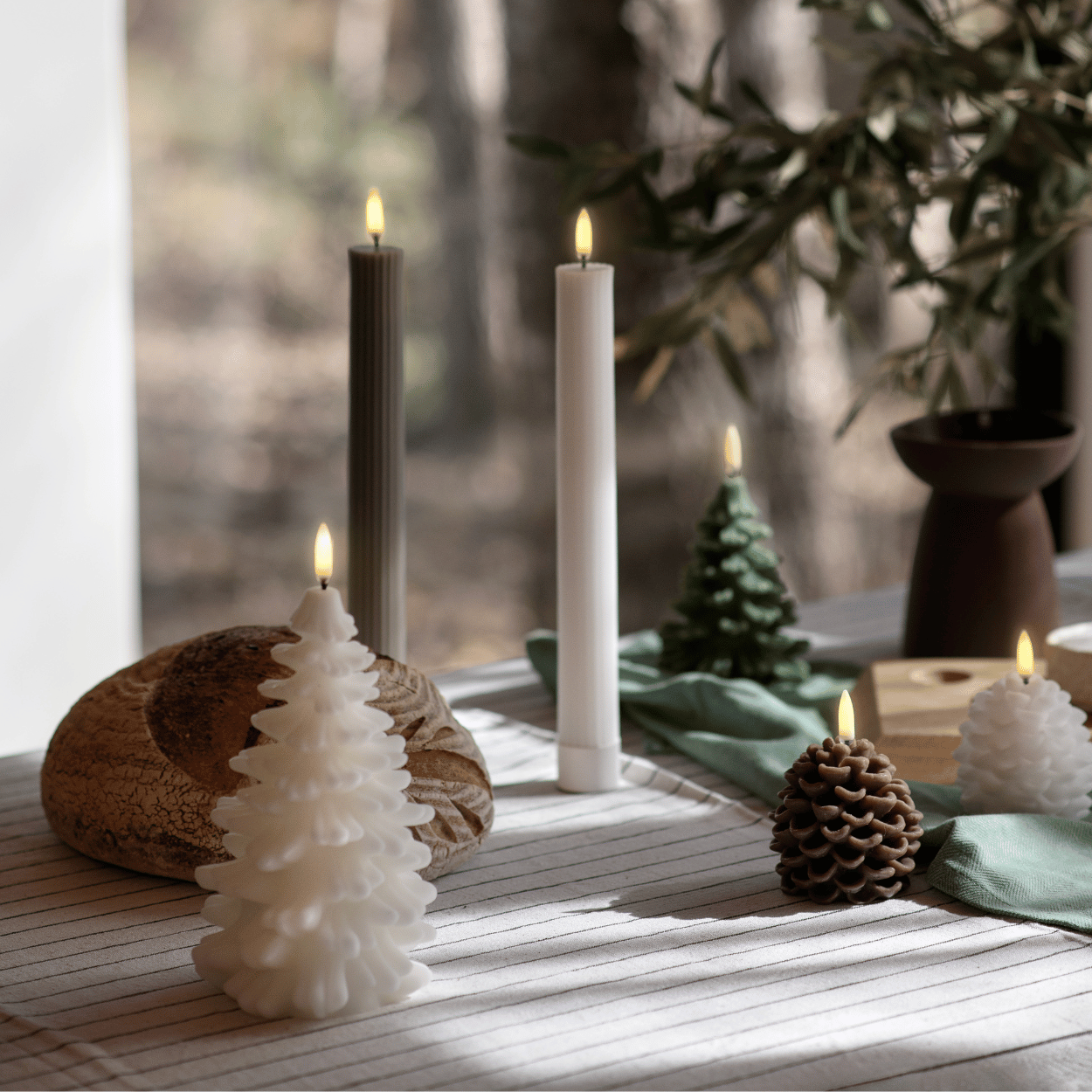 AuroraGlow – Premium Scandinavian Style LED Candle Set 2