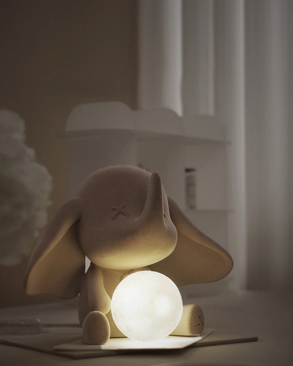Cute Mini Elephant Table Lamp