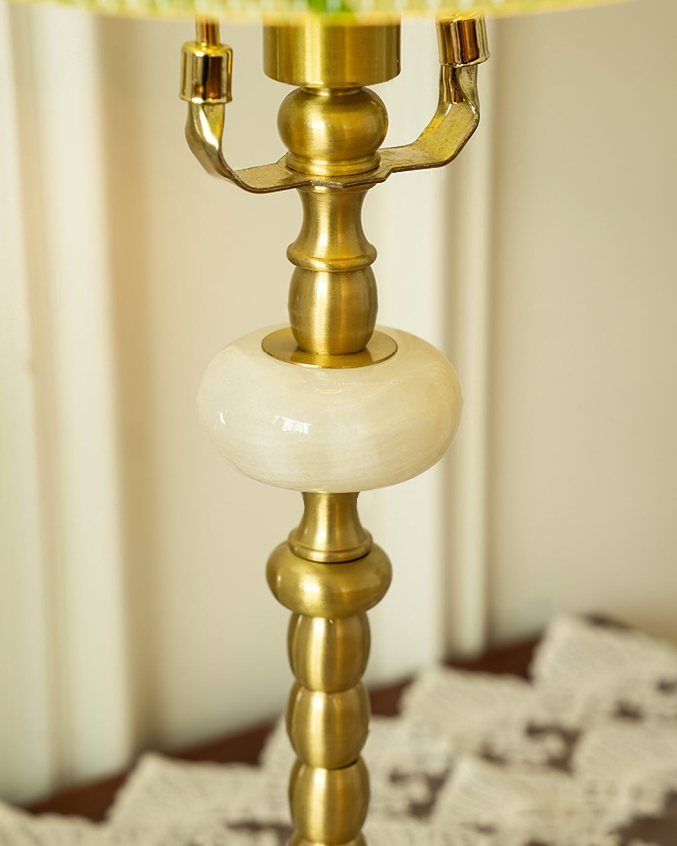 Elegant Wooden Desk Lamp