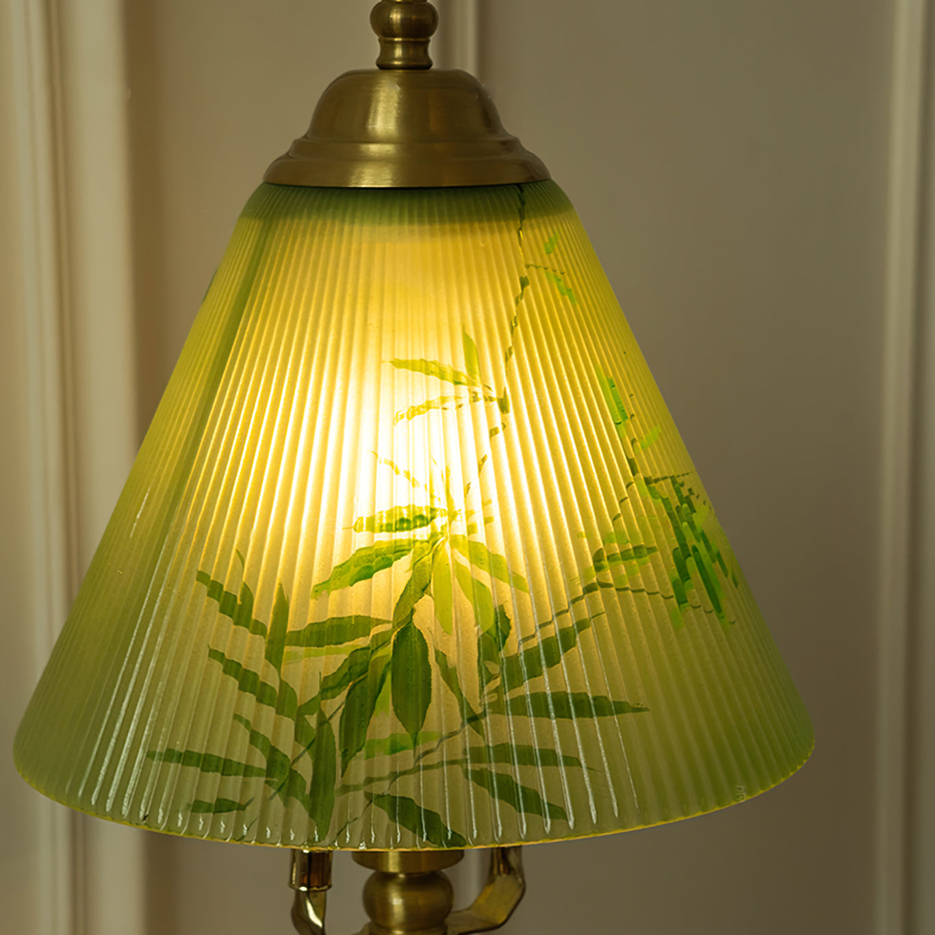 Elegant Wooden Desk Lamp