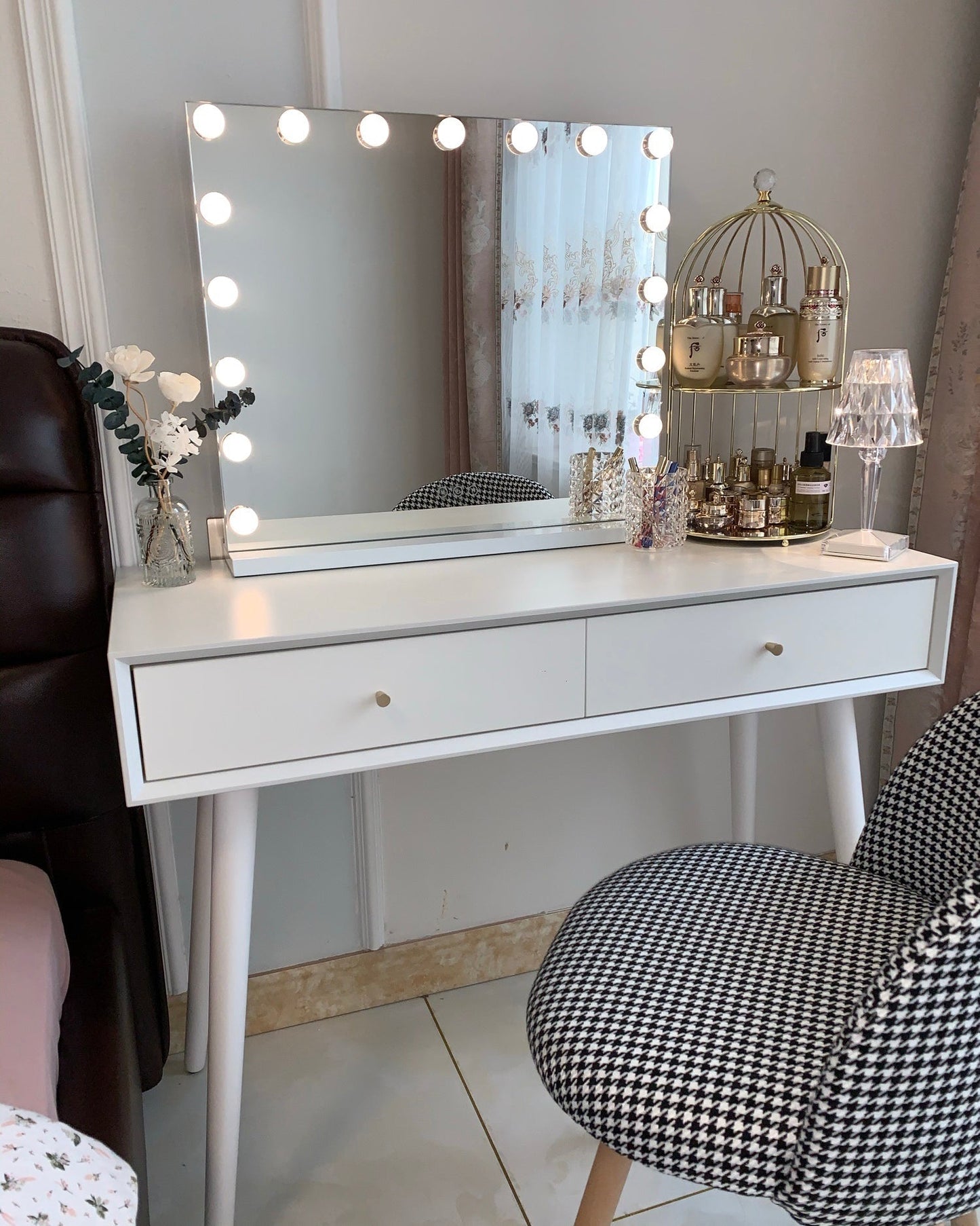 Stylish LED Table Lamp with Glam Glow