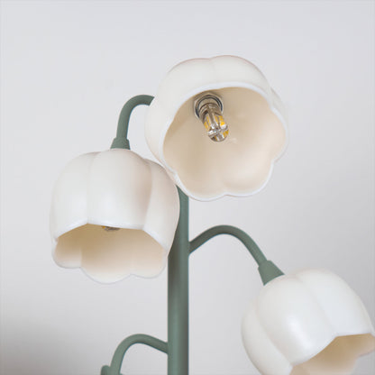 Elegant Flower Pattern Table Lamp